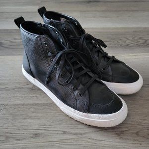 Clarks Roxby High Top Sneaker